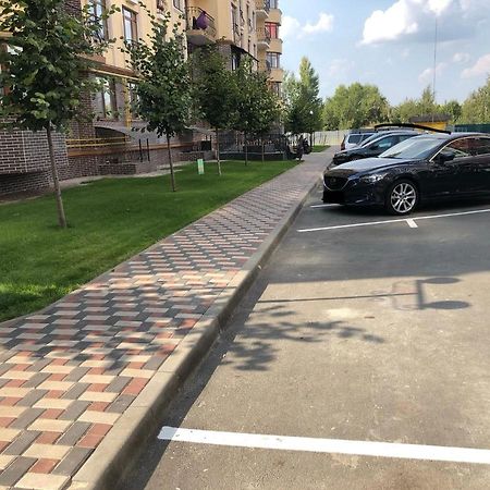 Tiffany Apartment Ирпень Экстерьер фото